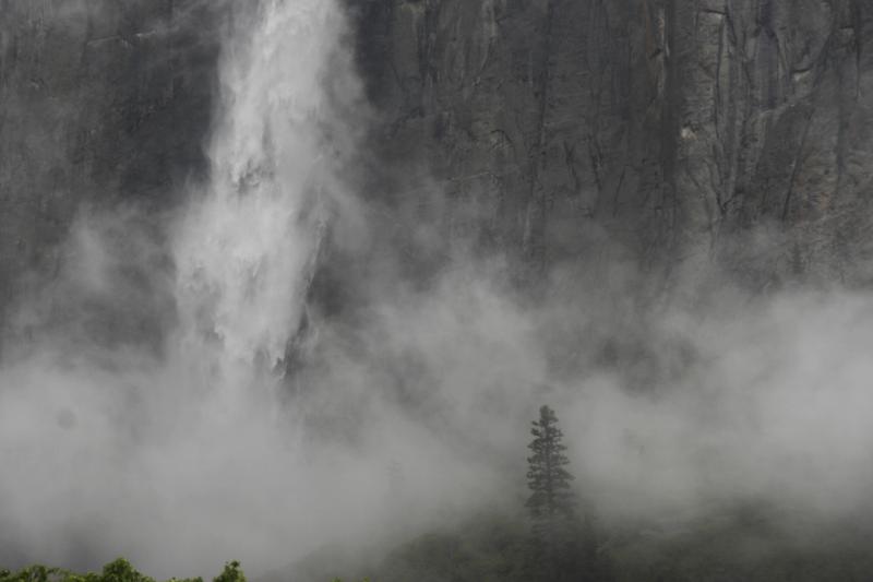 yosemite 1 - Yosemite waterfall ©2007 Martin Oretsky